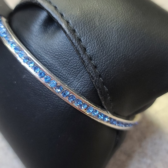Bracelet blue Rhinestones on silver tone - Picture 3 of 9